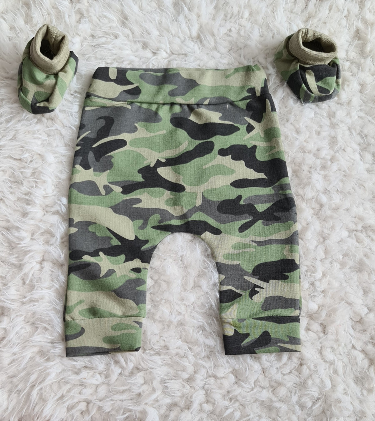 Little Jay slofjes camo groen