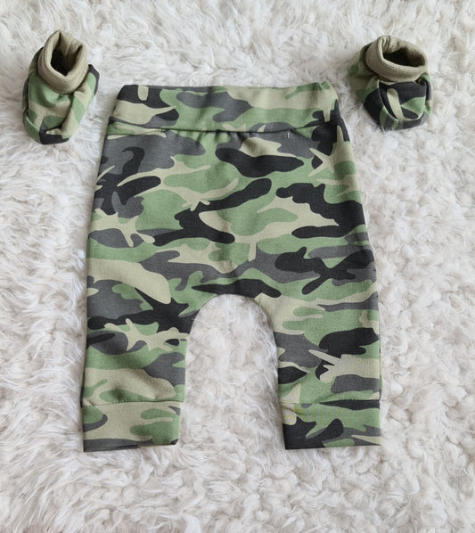 Little Jay slofjes camo groen