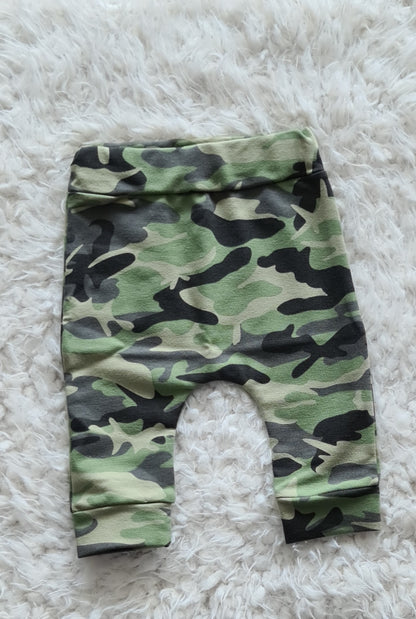 Little Jay broek camo - Legerprint groen - Broekje