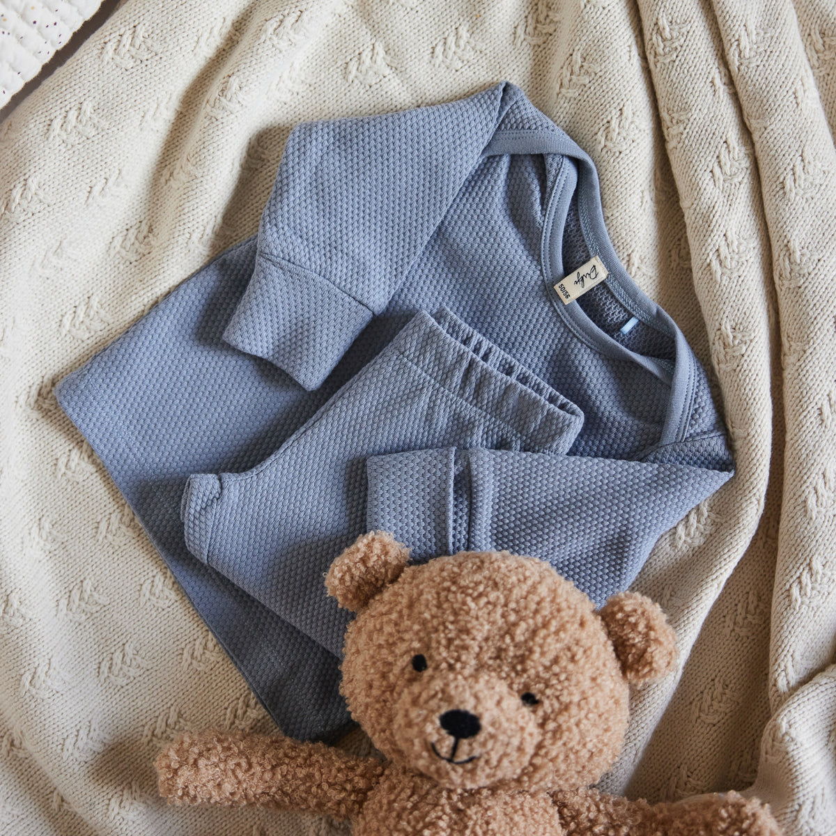 Dirkje faded blue baby set- t-shirt en broekje